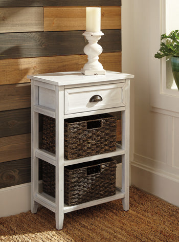 Oslember Accent Table