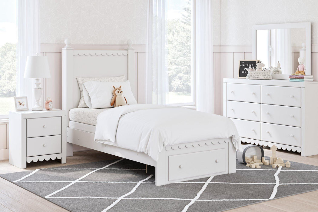 Mollviney Panel Storage Bed